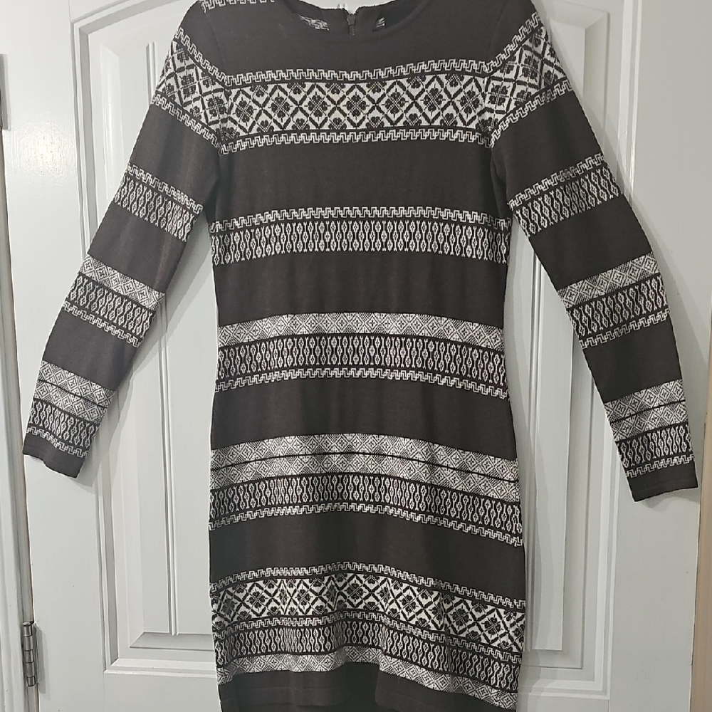 Cynthia Rowley Black and White Geometric Long Sleeve Dress